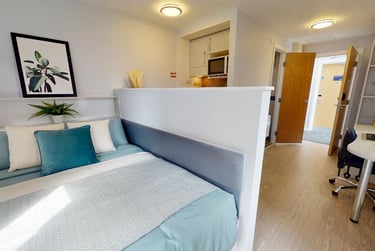 iQ Alice House Student Halls, 25 St Clement's Street, Cowley, Oxford, OX4 1GG - Image 1